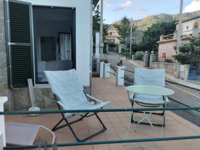 Low season: Chalet with sea views in Port de Canonge - Banyabulfar--- CH 16 WT