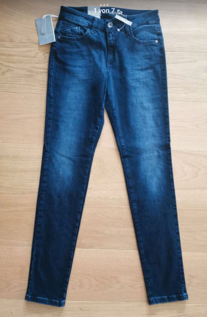 NEU! Edle Jeans von“PIERRE CARDIN“, Gr.27/32, Blau NEU!