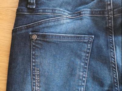 NEU! Edle Jeans von“PIERRE CARDIN“, Gr.27/32, Blau NEU!