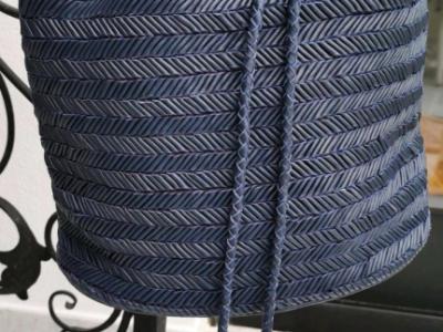 NEU! Edle Lederhandtasche/-Beutel von“UTERQÜE“, Dunkelblau NEU!