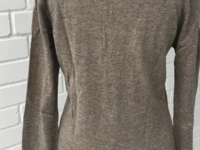 NEW! Elegant knitted cardigan “ASSUILI” Italy, size M, Beige/Gray Cashmere Silk