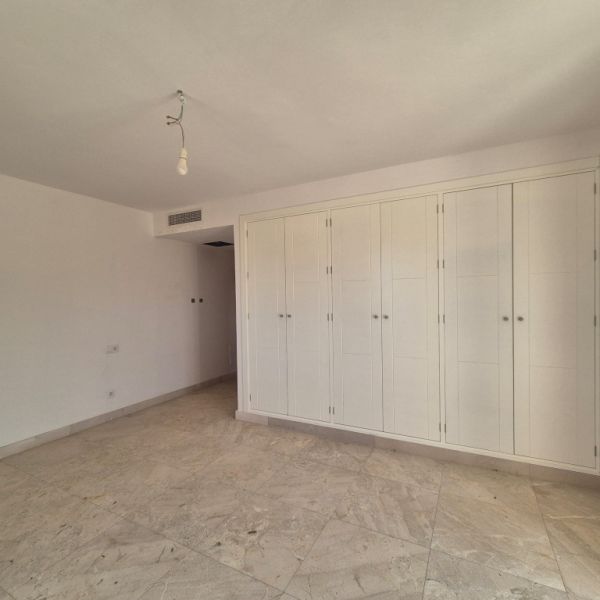 Neu gebaute rustikale Finca mit Blick auf die Serra de Tramuntana – Inca