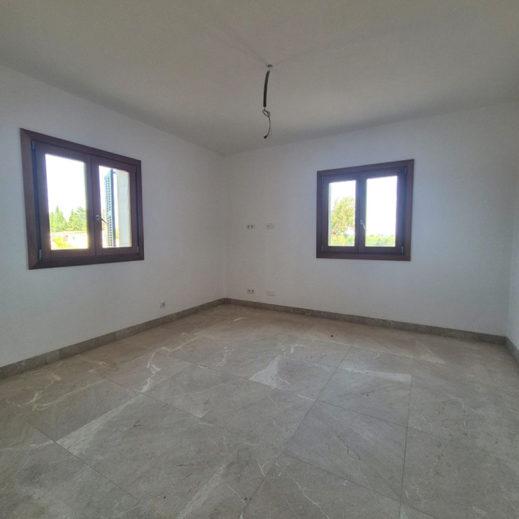 Neu gebaute rustikale Finca mit Blick auf die Serra de Tramuntana – Inca