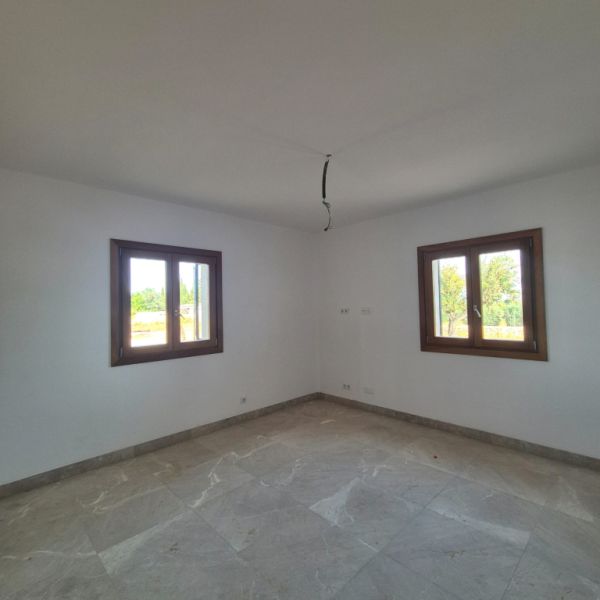 Neu gebaute rustikale Finca mit Blick auf die Serra de Tramuntana – Inca