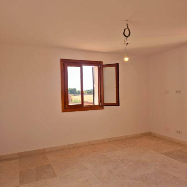 Neu gebaute rustikale Finca mit Blick auf die Serra de Tramuntana – Inca