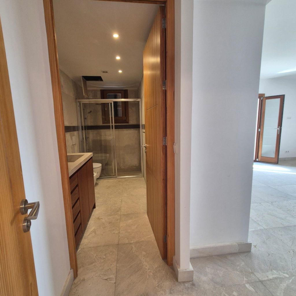 Neu gebaute rustikale Finca mit Blick auf die Serra de Tramuntana – Inca