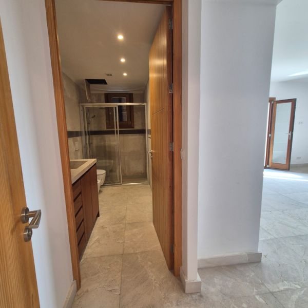 Neu gebaute rustikale Finca mit Blick auf die Serra de Tramuntana – Inca