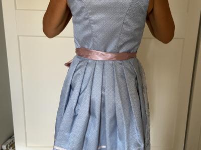 Neu KRÜGER Dirndl Größe 42 Tracht Stickerei