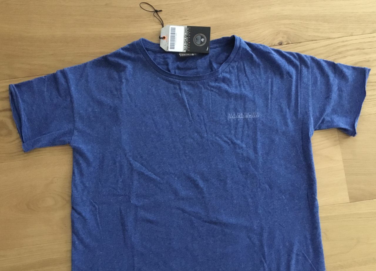 NEU! Schönes Shirt von NAPAPIJRI, Gr.S/M, Mittelblau NEU!