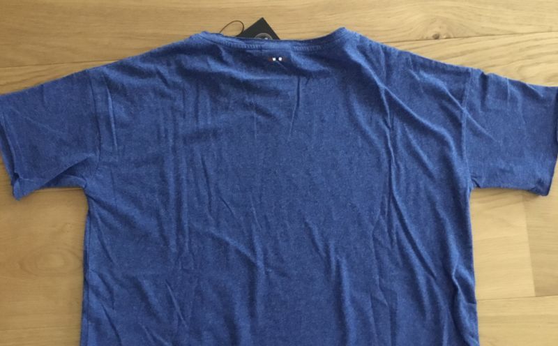 NEU! Schönes Shirt von NAPAPIJRI, Gr.S/M, Mittelblau NEU!