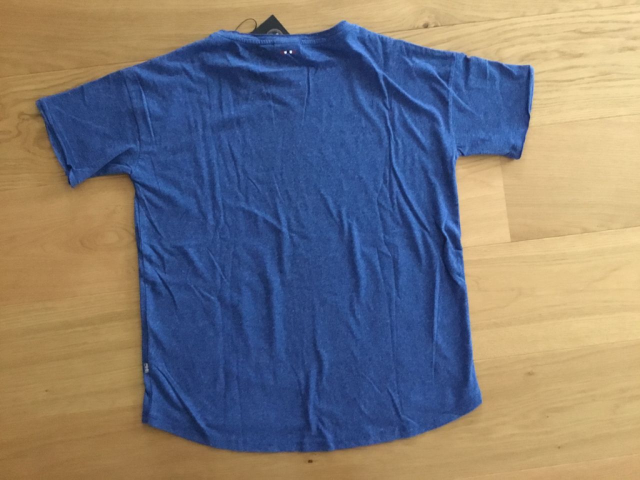 NEU! Schönes Shirt von NAPAPIJRI, Gr.S/M, Mittelblau NEU!
