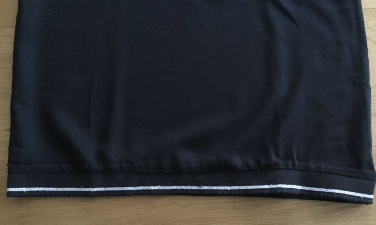 NEU! Schönes Shirt von STREET ONE, Gr.34/36, Schwarz NEU!