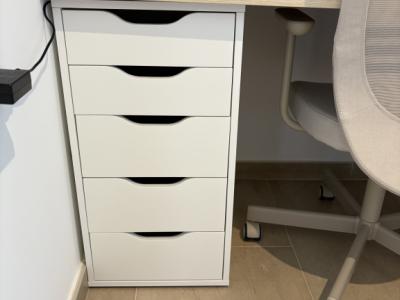 Neu - Schrank / Schubladenelement in  weiß,
