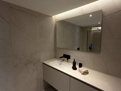 Neubau-Dachgeschosswohnung in Santa Catalina