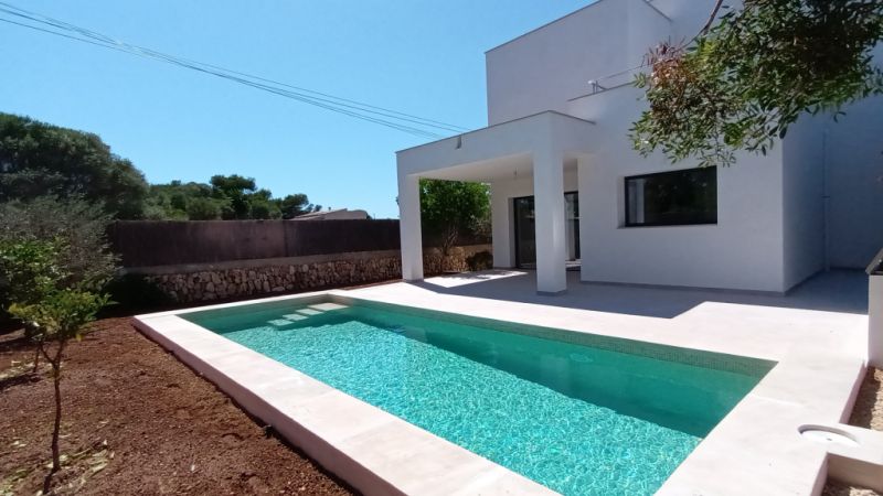 Neubauchalet mit allen Extras und Pool in  Cala Santanyi -- CH 21