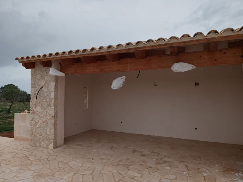 Neubaufinca auf 2 Etagen mit allen Extras zwischen LLombards und Leuchtturm S Salines -- F 13 VK