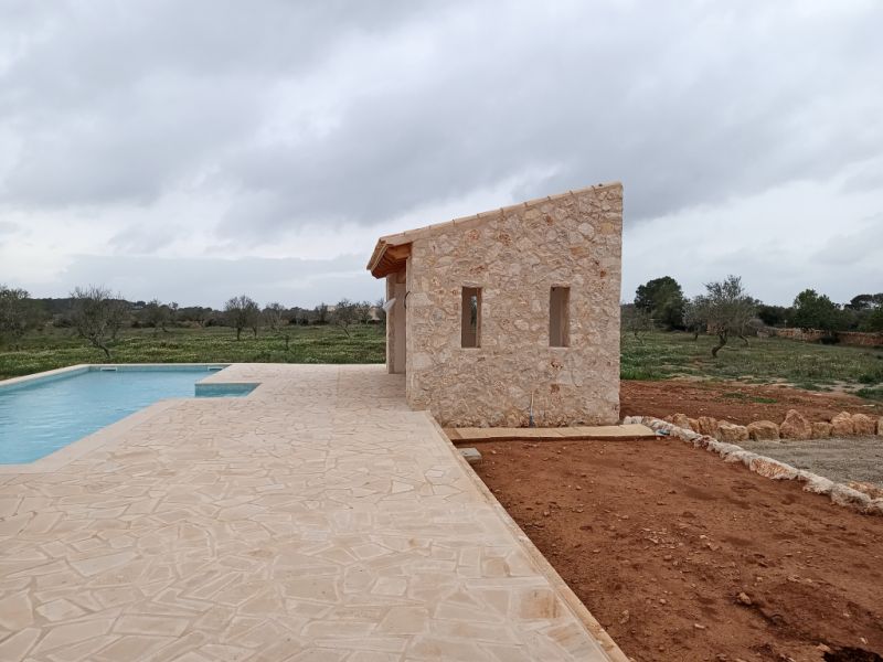 Neubaufinca auf 2 Etagen mit allen Extras zwischen LLombards und Leuchtturm S Salines -- F 13 VK