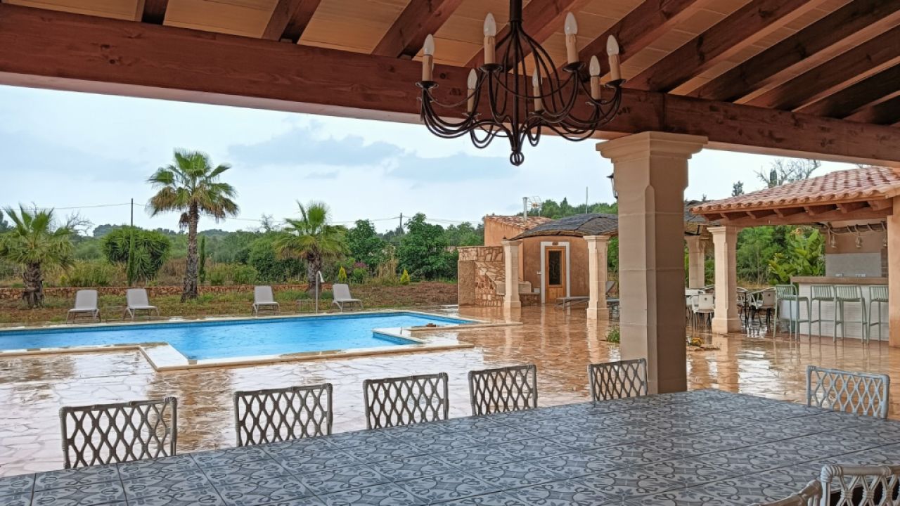 Newly built finca with all extras and approx. 400 m2 living space near Santanyi - Cas Concos -- F 26