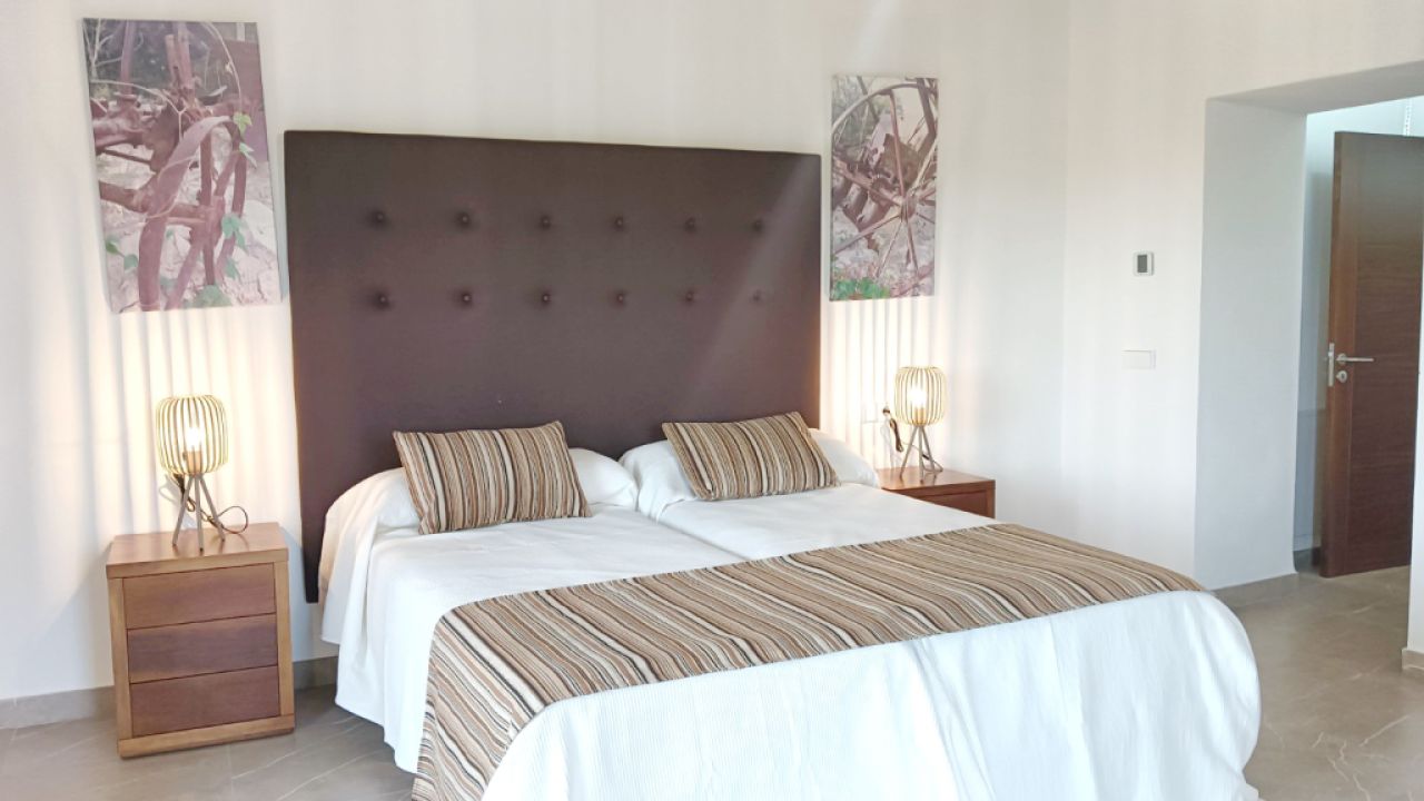 Newly built finca with all extras and approx. 400 m2 living space near Santanyi - Cas Concos -- F 26