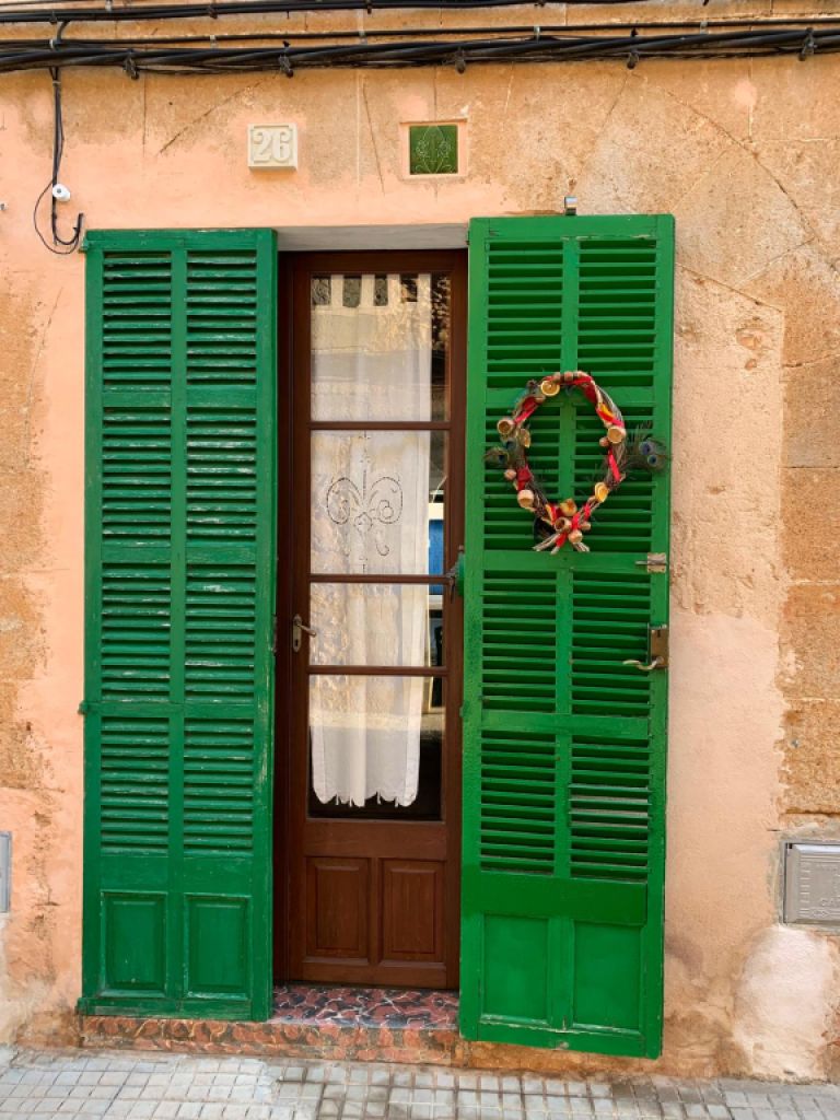 Neue Eingangstür in Campos