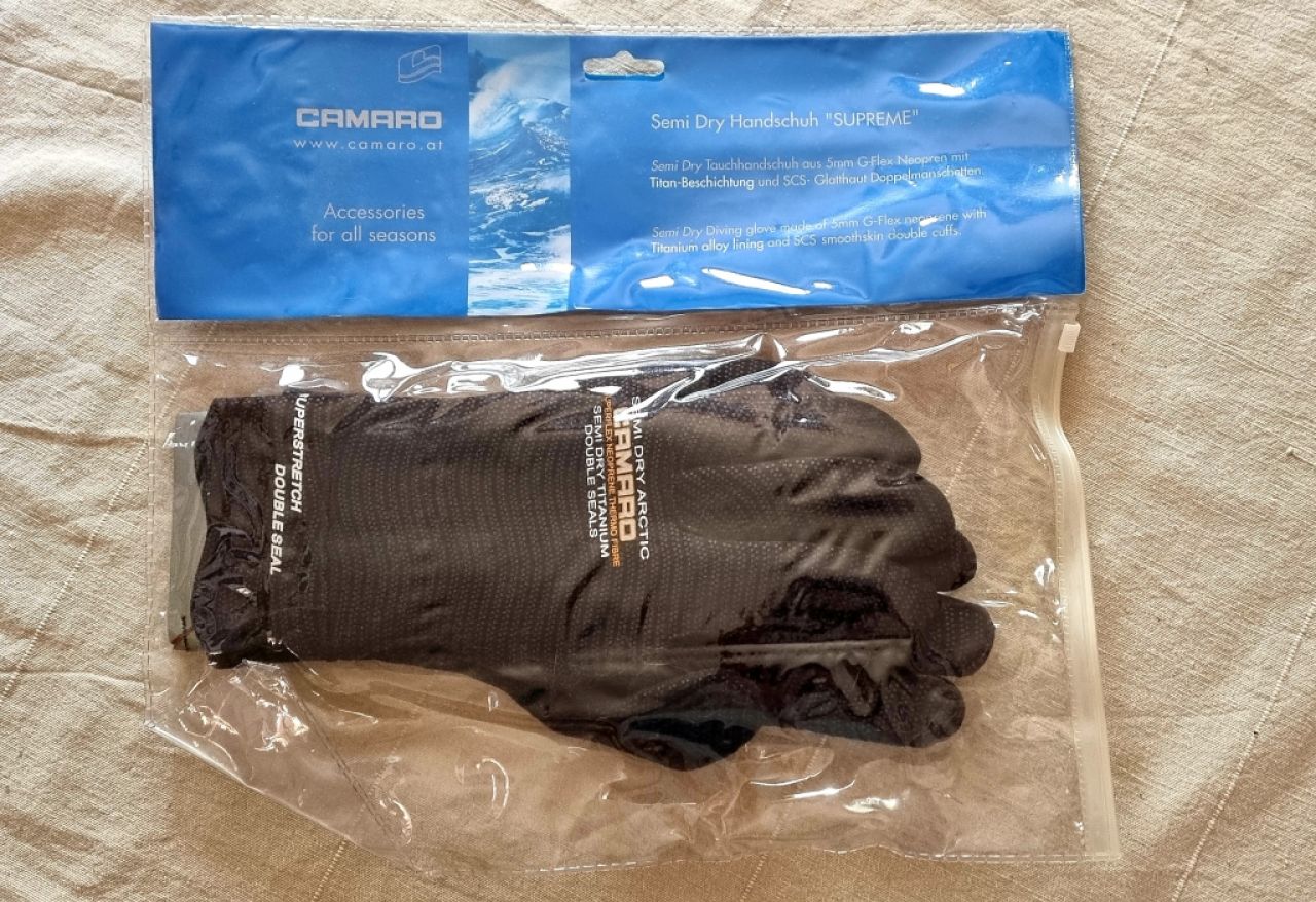 Neue taucherhandschuhe der Marke Camaro Größe S