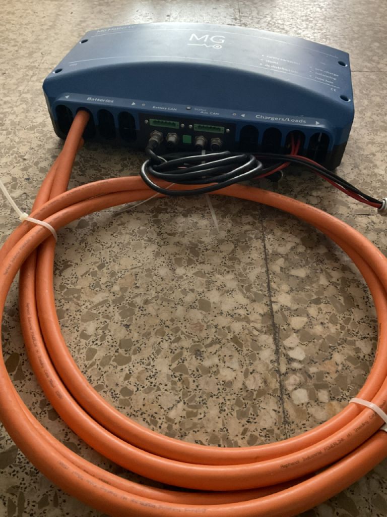 JUEGO de Almacenamiento de Energía NUEVO – MG Energy Systems