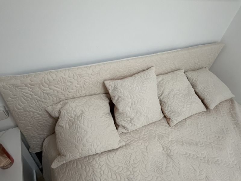 Neuwertiges hochwertiges Bett 1,40m x 1,90m komplett zu verkaufen