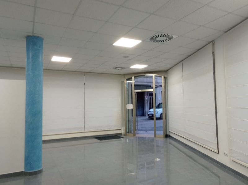 Neuwertiges und helles Ladenlokal im Zentrum von Felanitx --- L 11 CM