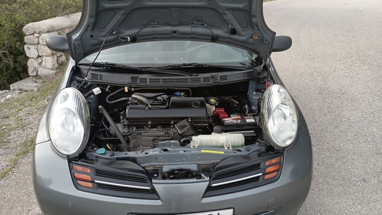 Nissan Micra 4-tg Klima nur 102.000KM Spanische Papiere