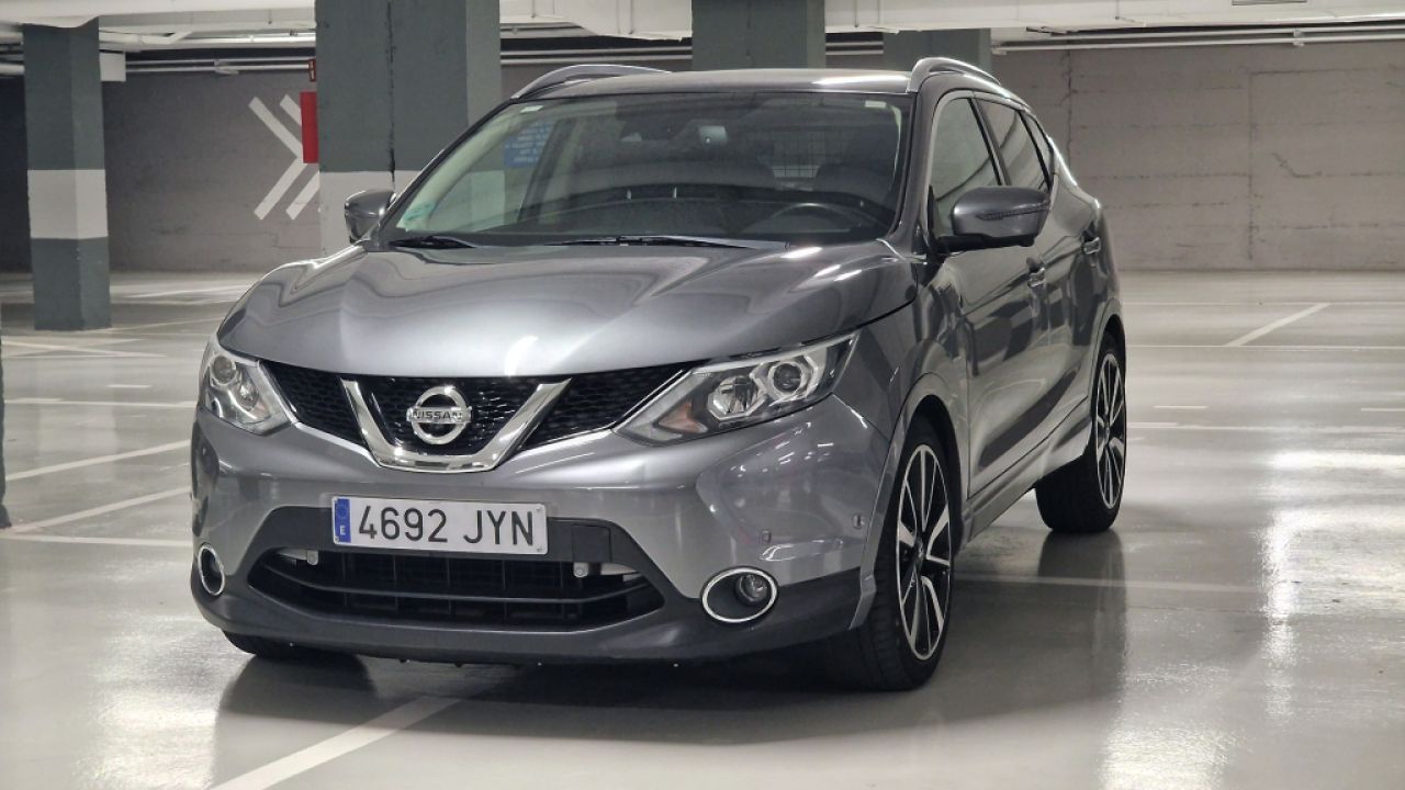 Nissan Qashqai Tekna 1.5 cDi 4x2m sehr guter Zustand