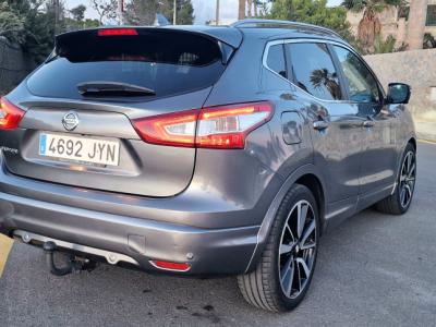 Nissan Qashqai Tekna 1.5 cDi 4x2m sehr guter Zustand