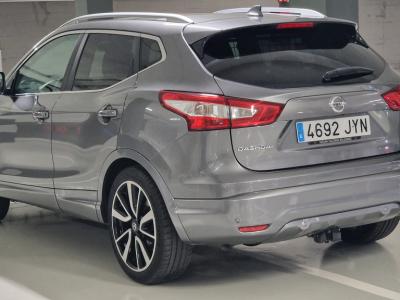 Nissan Qashqai Tekna 1.5 cDi 4x2m sehr guter Zustand