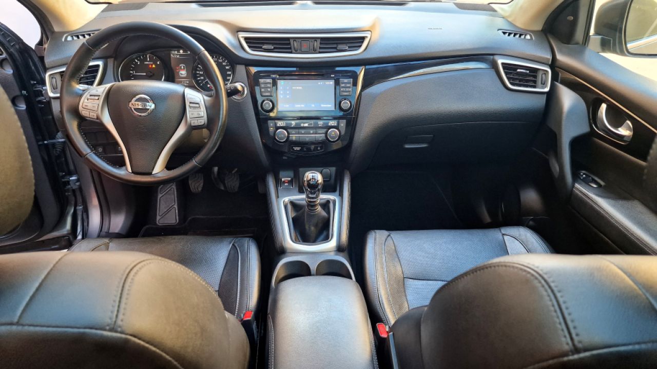 Nissan Qashqai Tekna 1.5 cDi 4x2m sehr guter Zustand