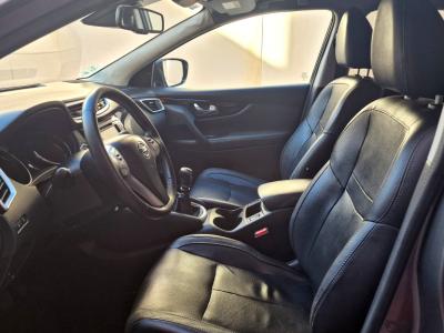 Nissan Qashqai Tekna 1.5 cDi 4x2m sehr guter Zustand