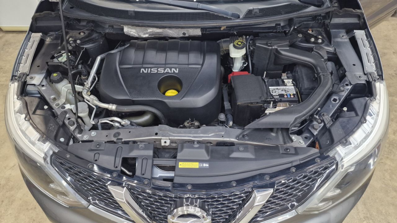 Nissan Qashqai Tekna 1.5 cDi 4x2m sehr guter Zustand