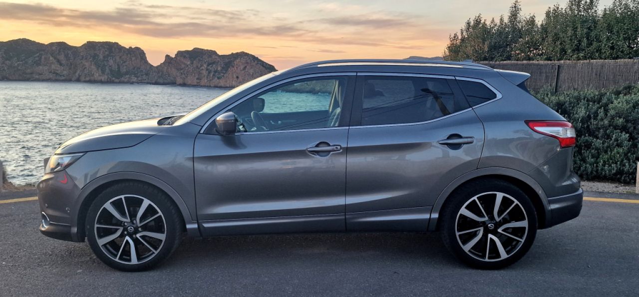 Nissan Qashqai Tekna 1.5 cDi 4x2m sehr guter Zustand