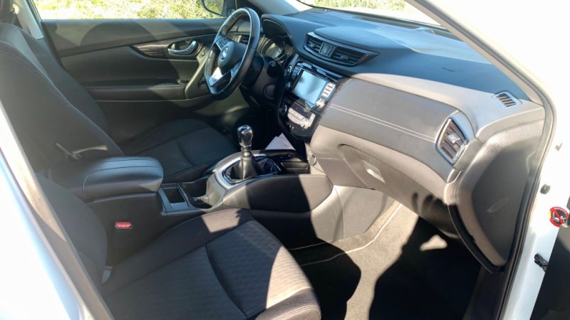 Nissan X-Trail N-Connecta 2018 | 108.000 km | Weiß Metallic | 16.900 € VB spanische Zulassung