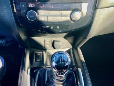 Nissan X-Trail N-Connecta 2018 | 108.000 km | Weiß Metallic | 16.900 € VB spanische Zulassung