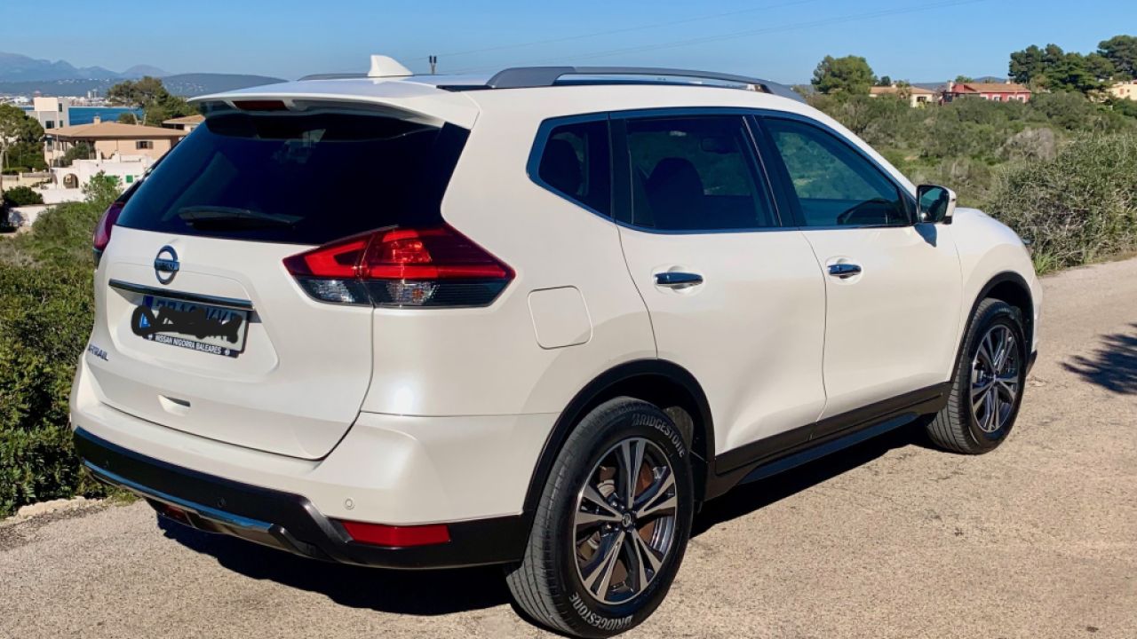 Nissan X-Trail N-Connecta 2018 | 108.000 km | Weiß Metallic | 16.900 € VB spanische Zulassung