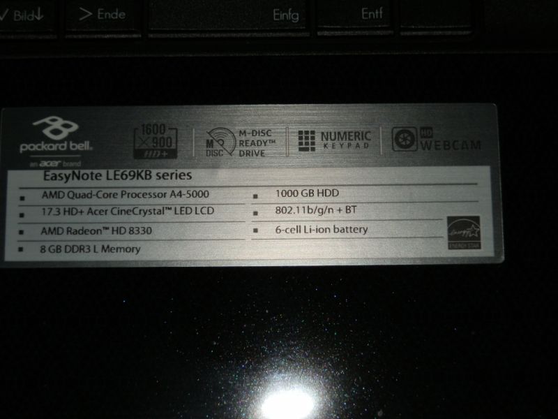 Notebook Packard Bell Easy Note with 17.3-inch screen