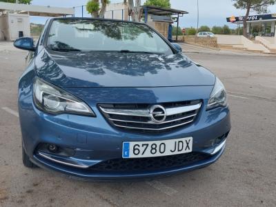 Opel Cascada Convertible