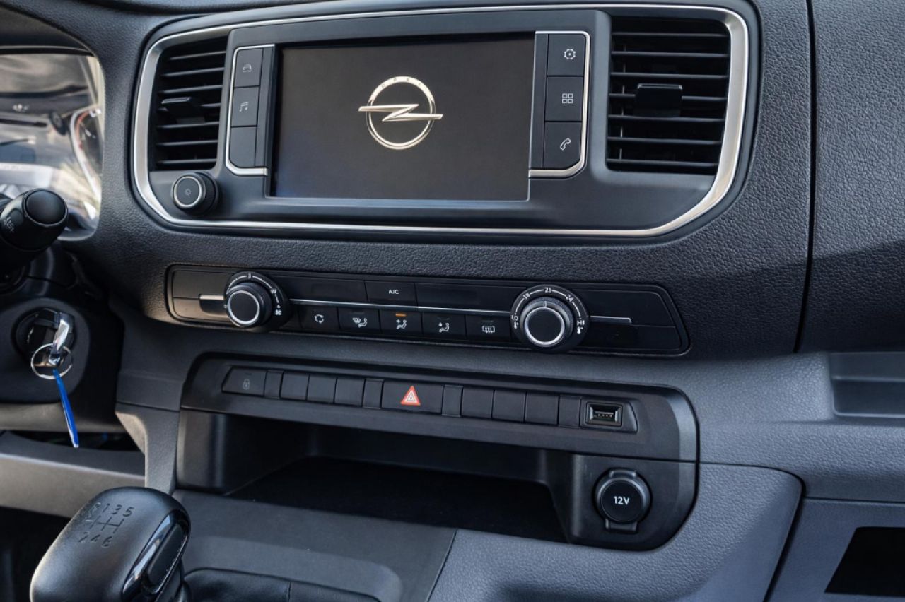 Opel Vivaro Combi 1.5Bhdi 120Cv 4p