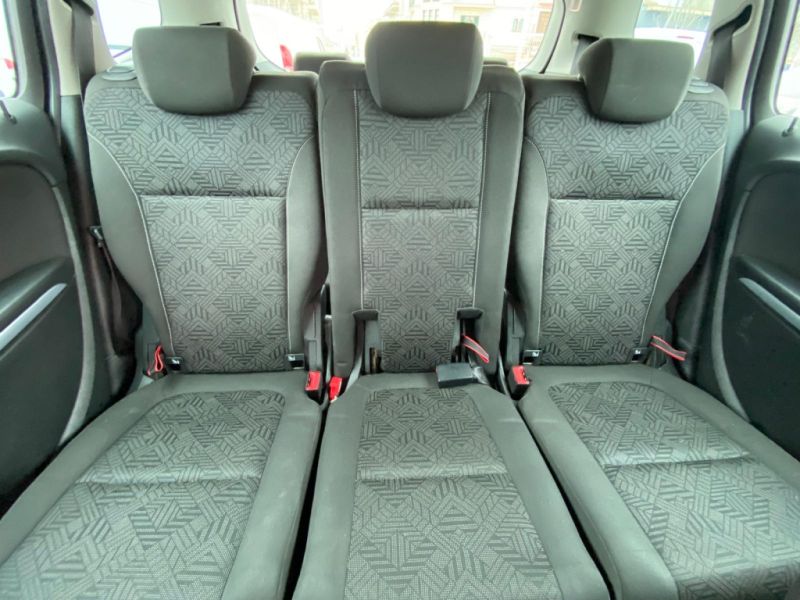 Opel Zafira Tourer C 1.6 CDTI Selective 135PS 7 Sitze