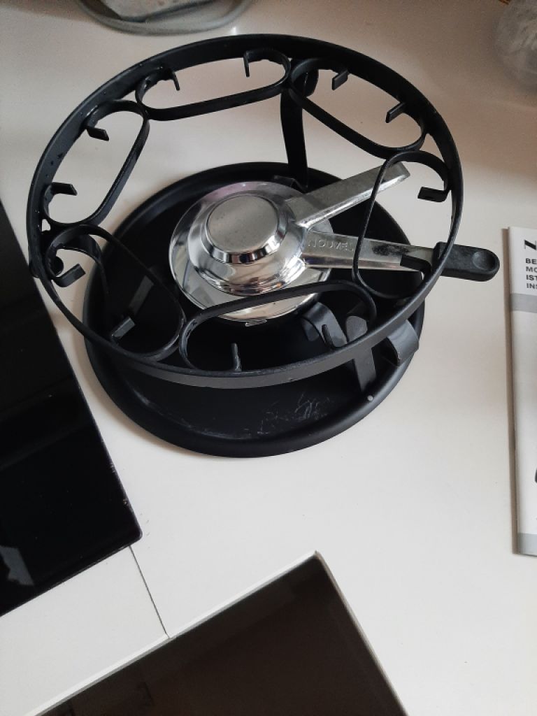 Original Käsefondue -Set aus der Schweiz --- Winterzeit ist Käsefonduezeit