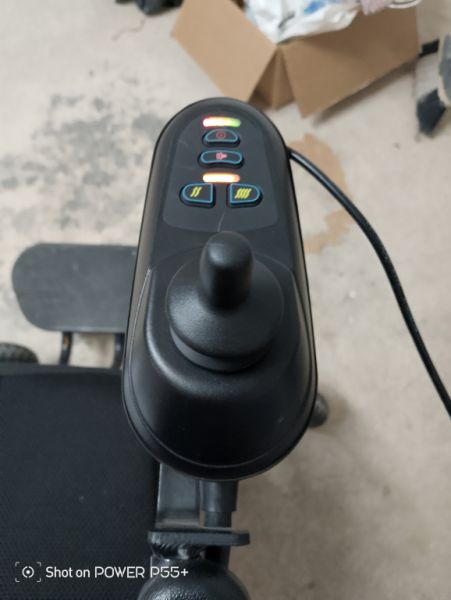 Orthopedic electric wheelchair