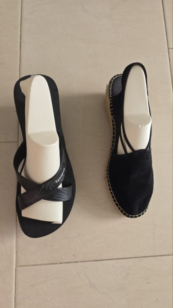 Lot of 7 pairs of shoes, size 40 — in excellent condition