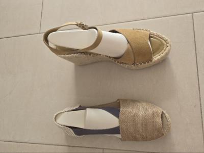 Lot of 7 pairs of shoes, size 40 — in excellent condition