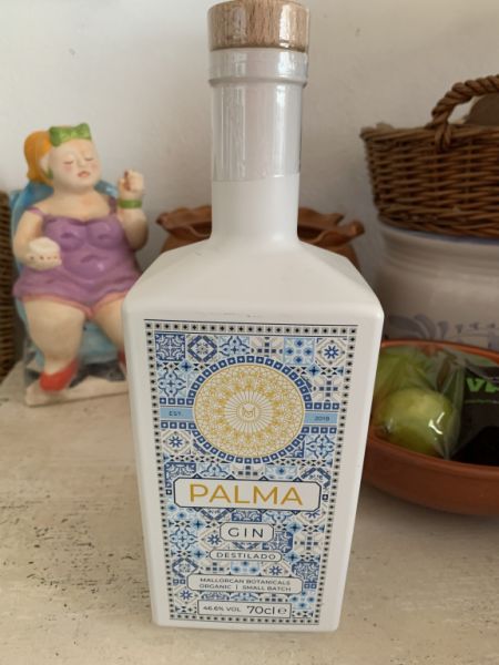 Sealed Palma gin