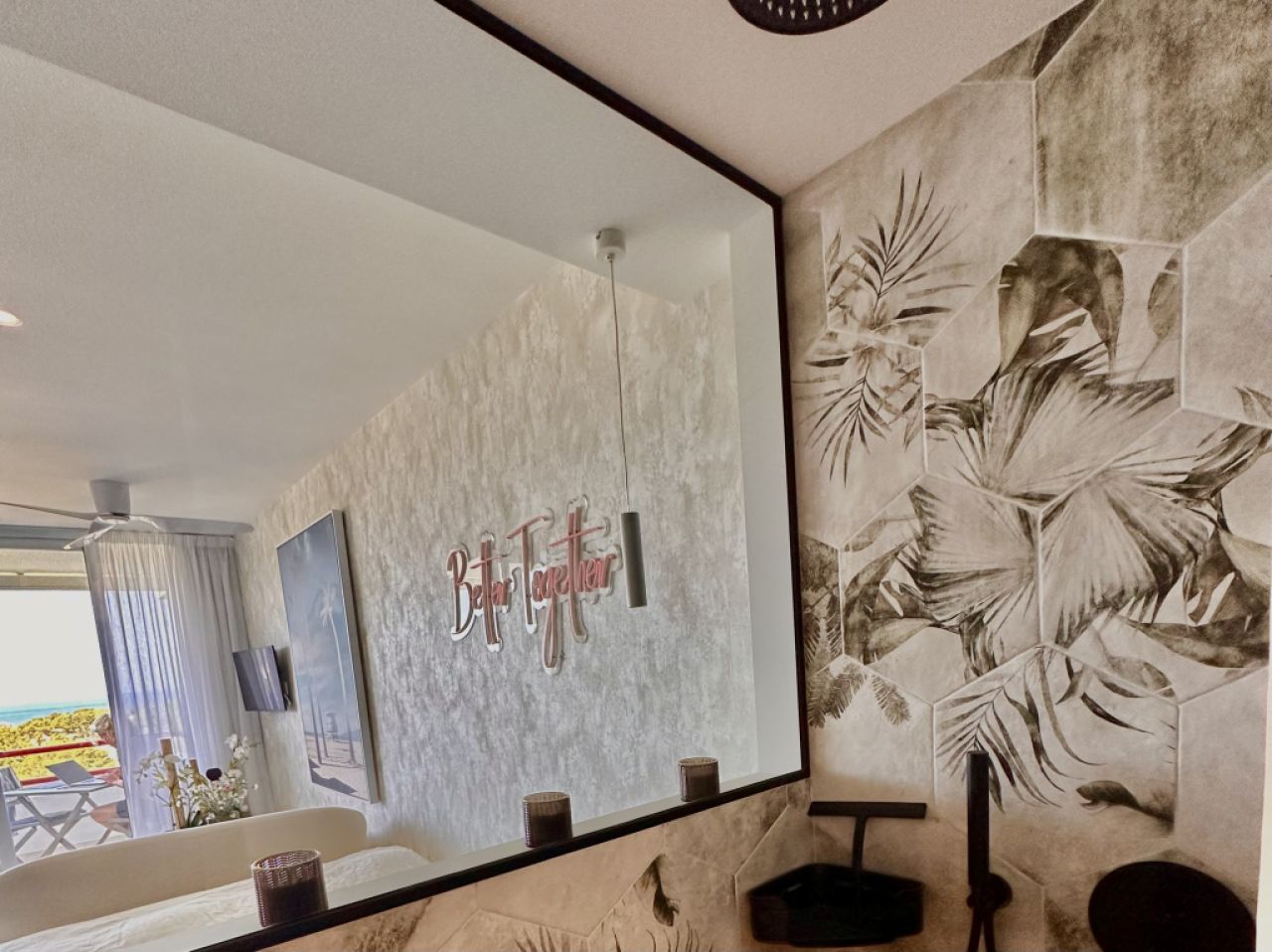 Ático estudio con vistas despejadas al mar | rehabilitado integralmente | balcón SO | solo 67 € gastos