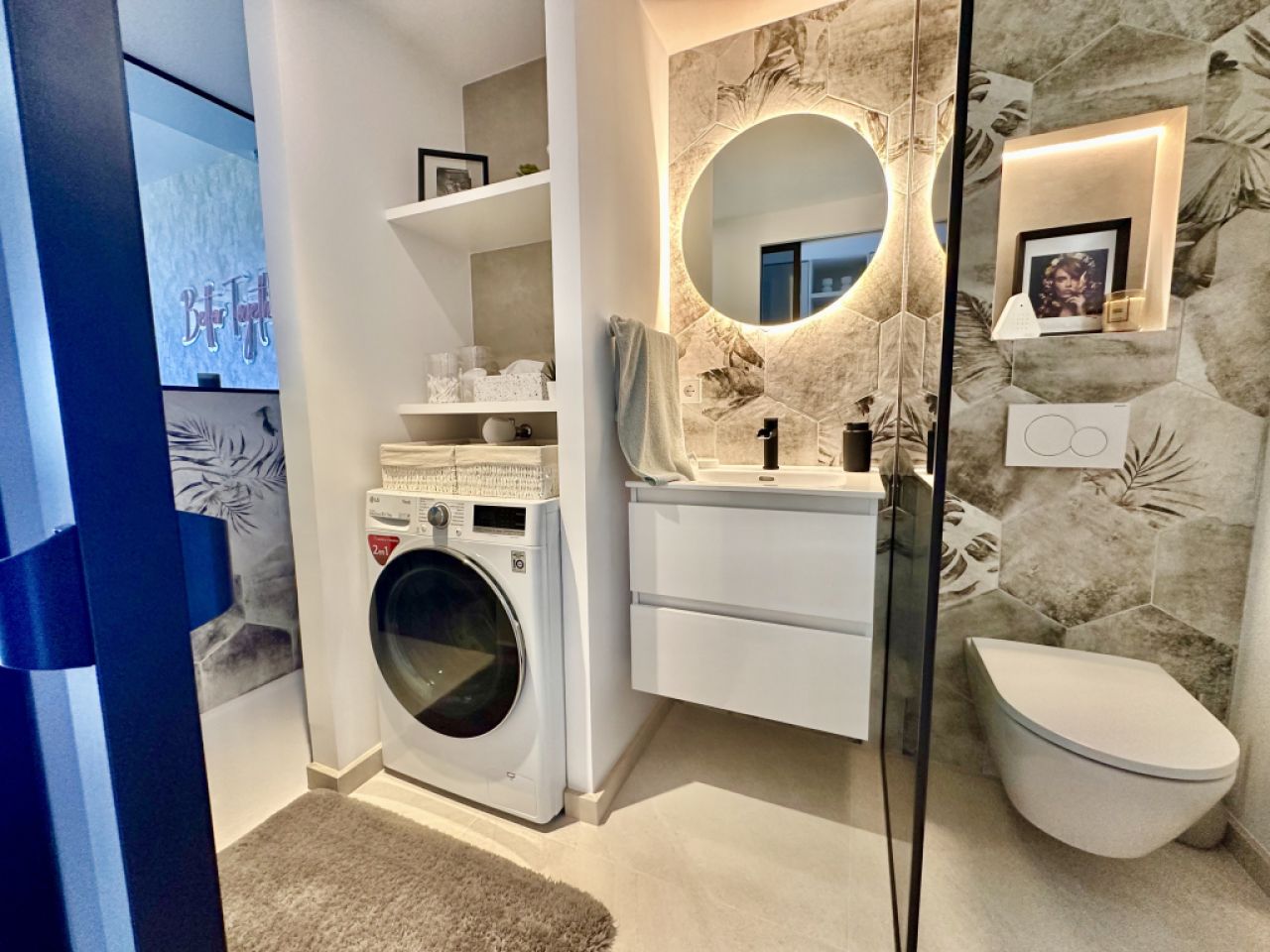 Ático estudio con vistas despejadas al mar | rehabilitado integralmente | balcón SO | solo 67 € gastos